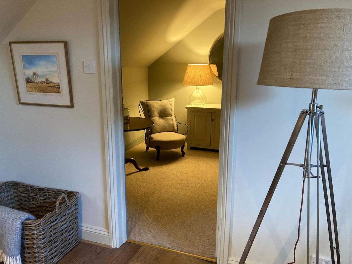 Larkham Loft Appartement Teffont Magna Buitenkant foto